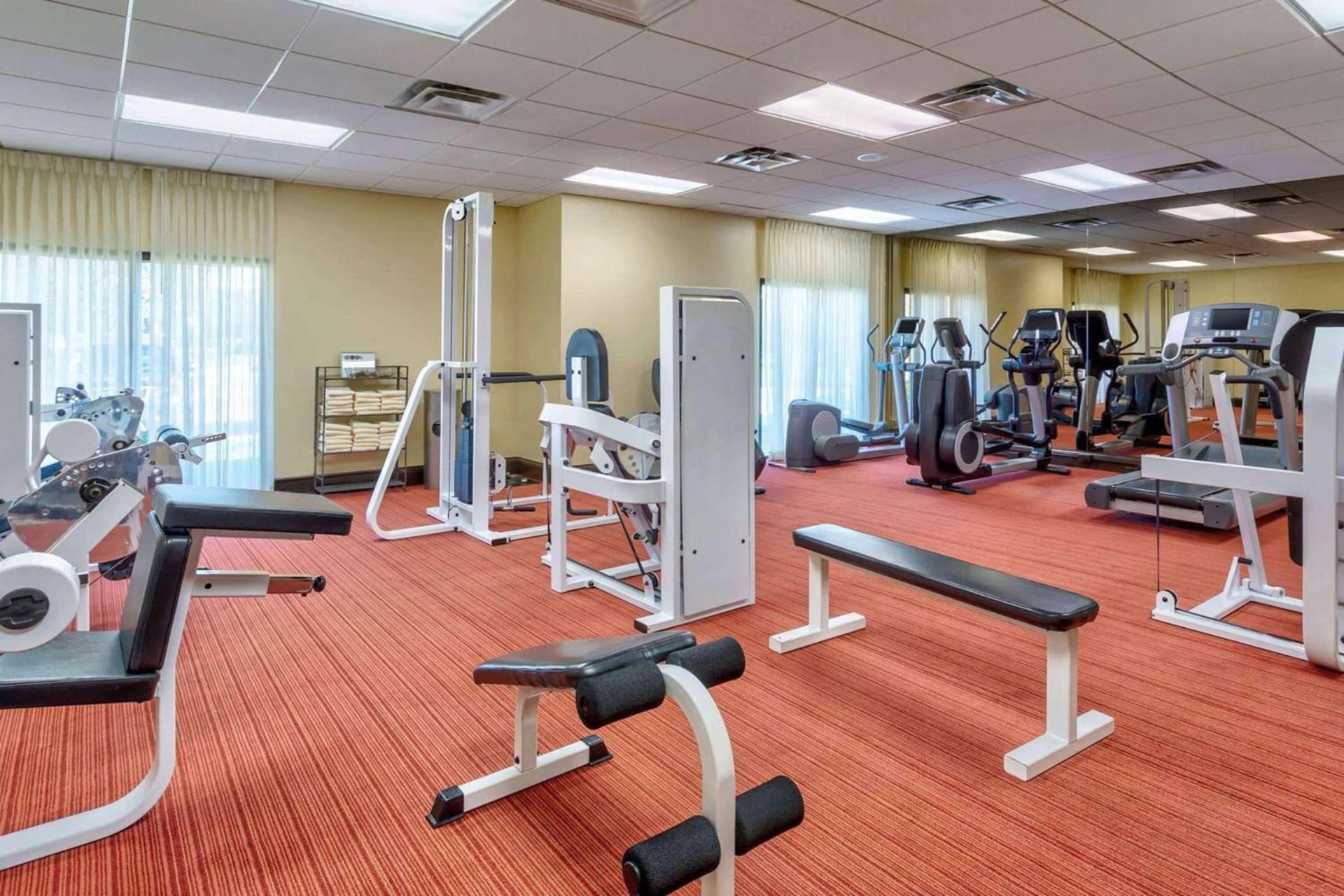 Wyndham Garden Kansas City Airport photo 10
