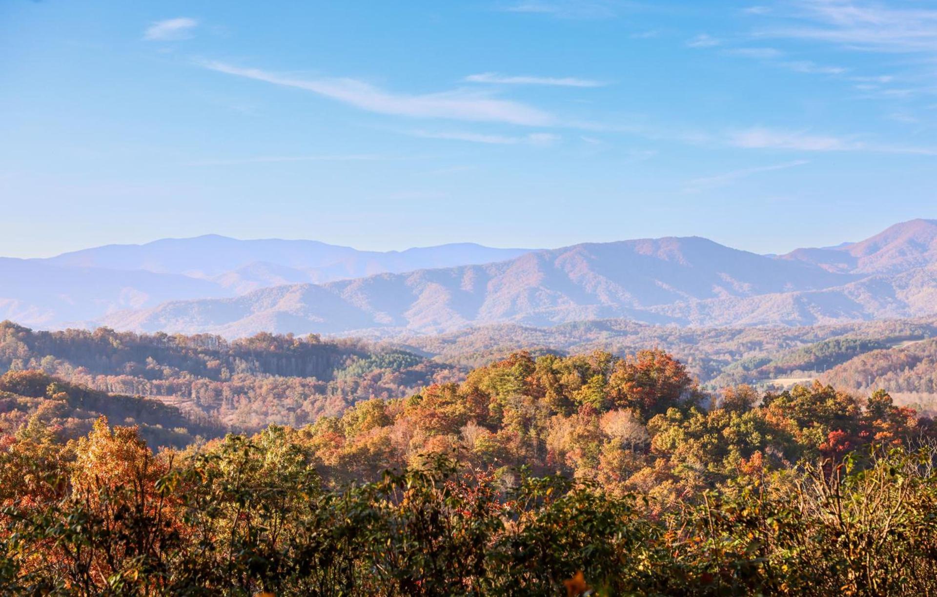 Outland Chalet & Suites Great Smoky Mountains photo 30
