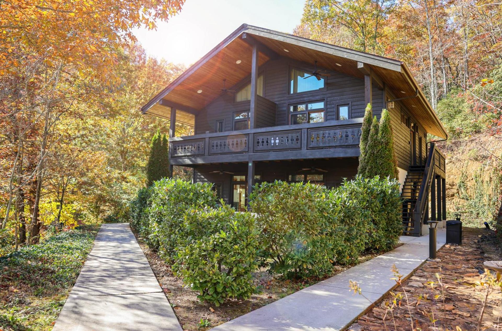 Outland Chalet & Suites Great Smoky Mountains photo 3