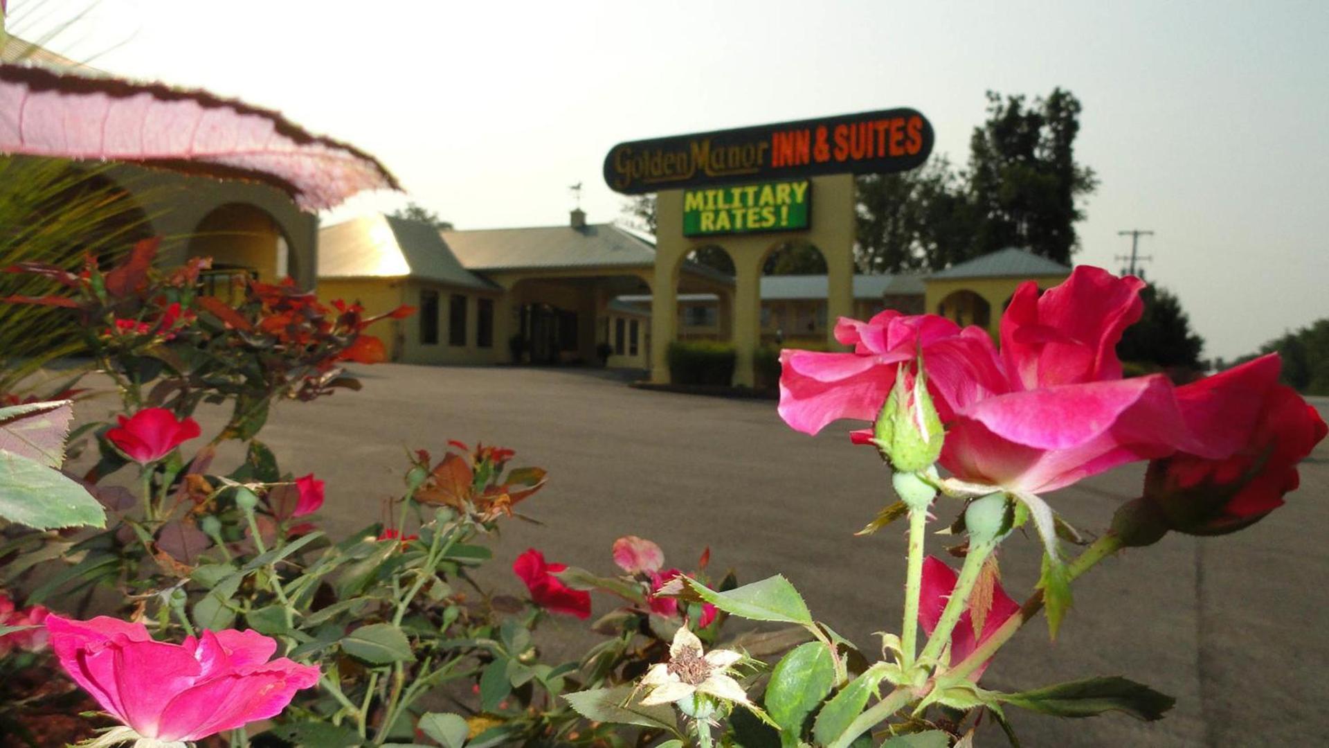 Golden Manor Inn & Suites photo 33