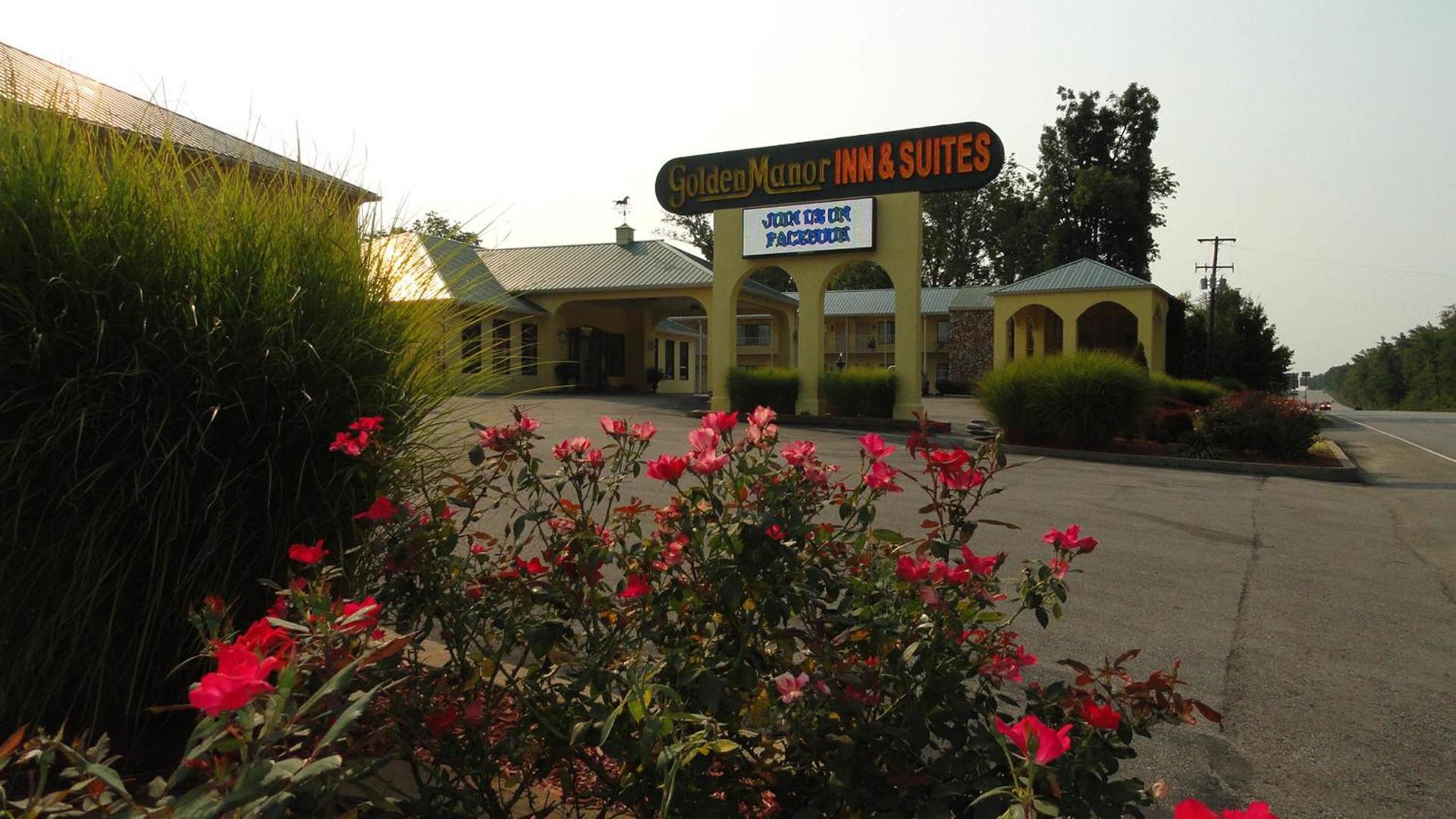 Golden Manor Inn & Suites photo 8