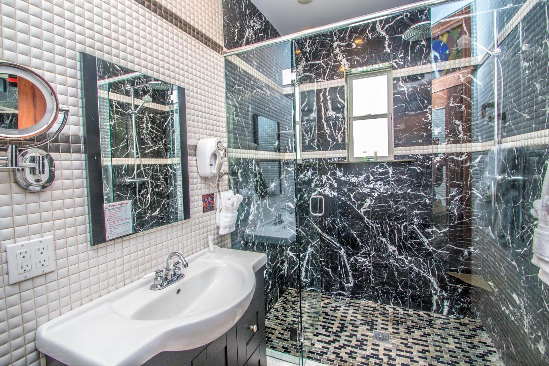 Adventure Suites photo 32