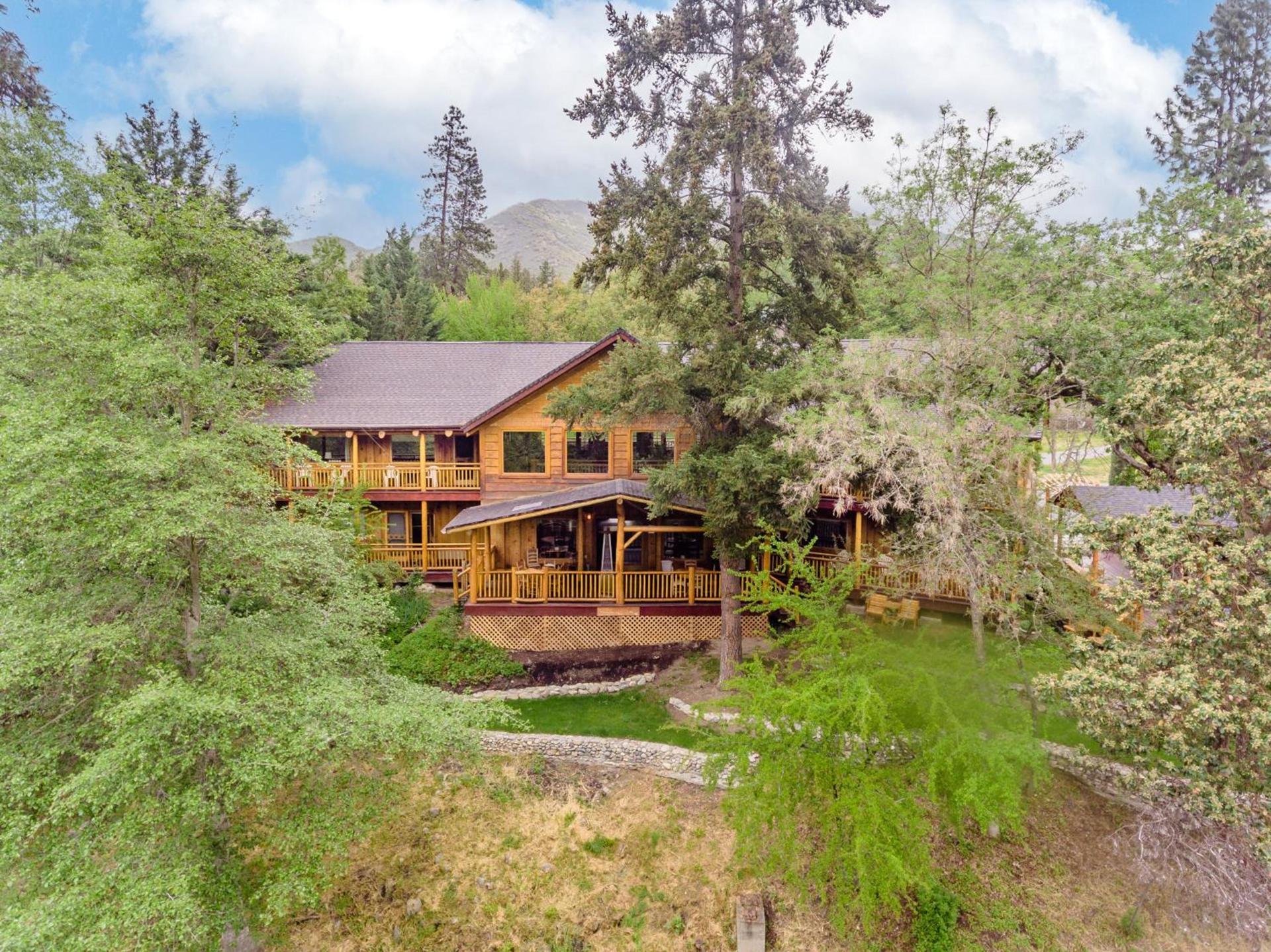 The Lindsay Lodge photo 6