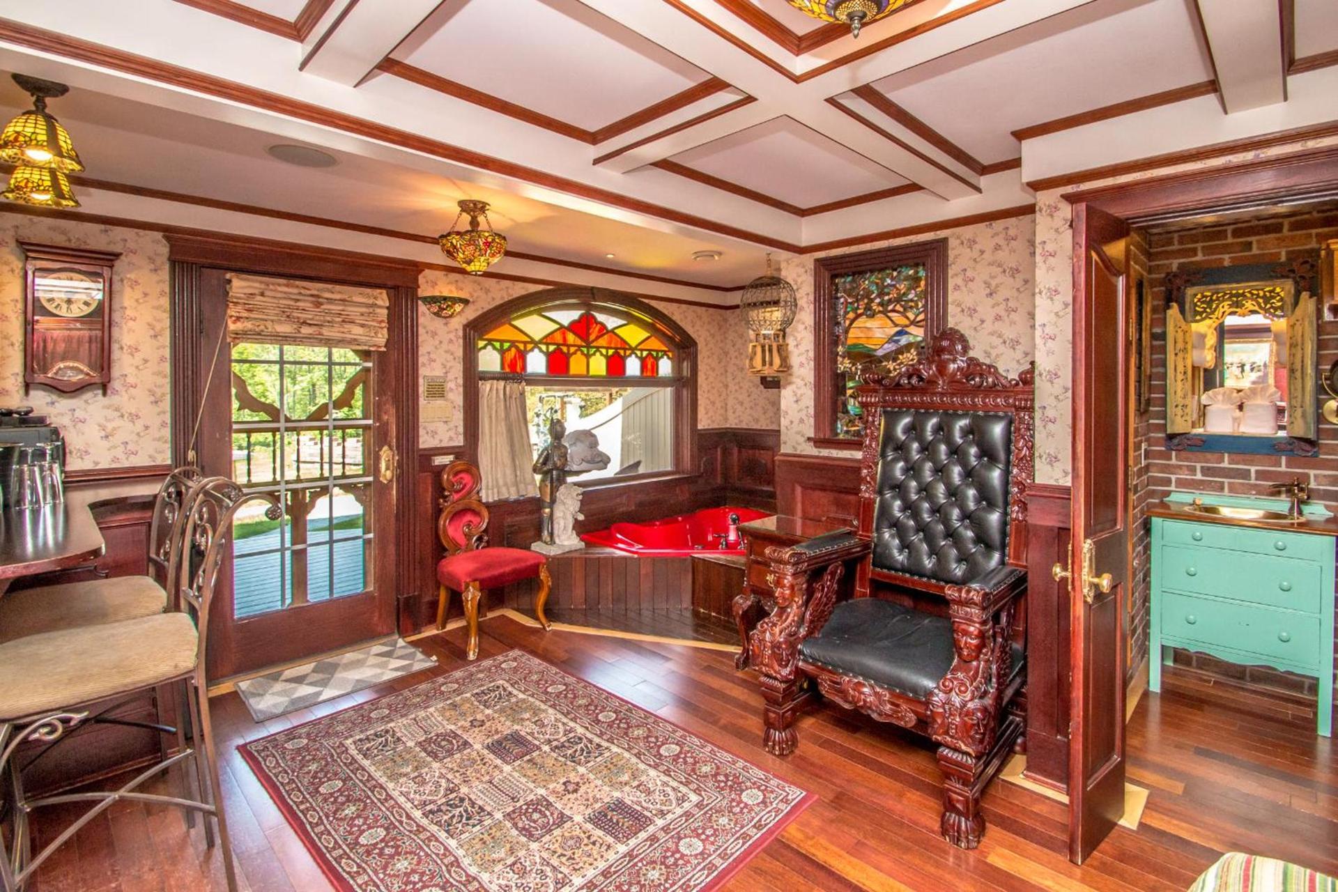 Adventure Suites photo 41