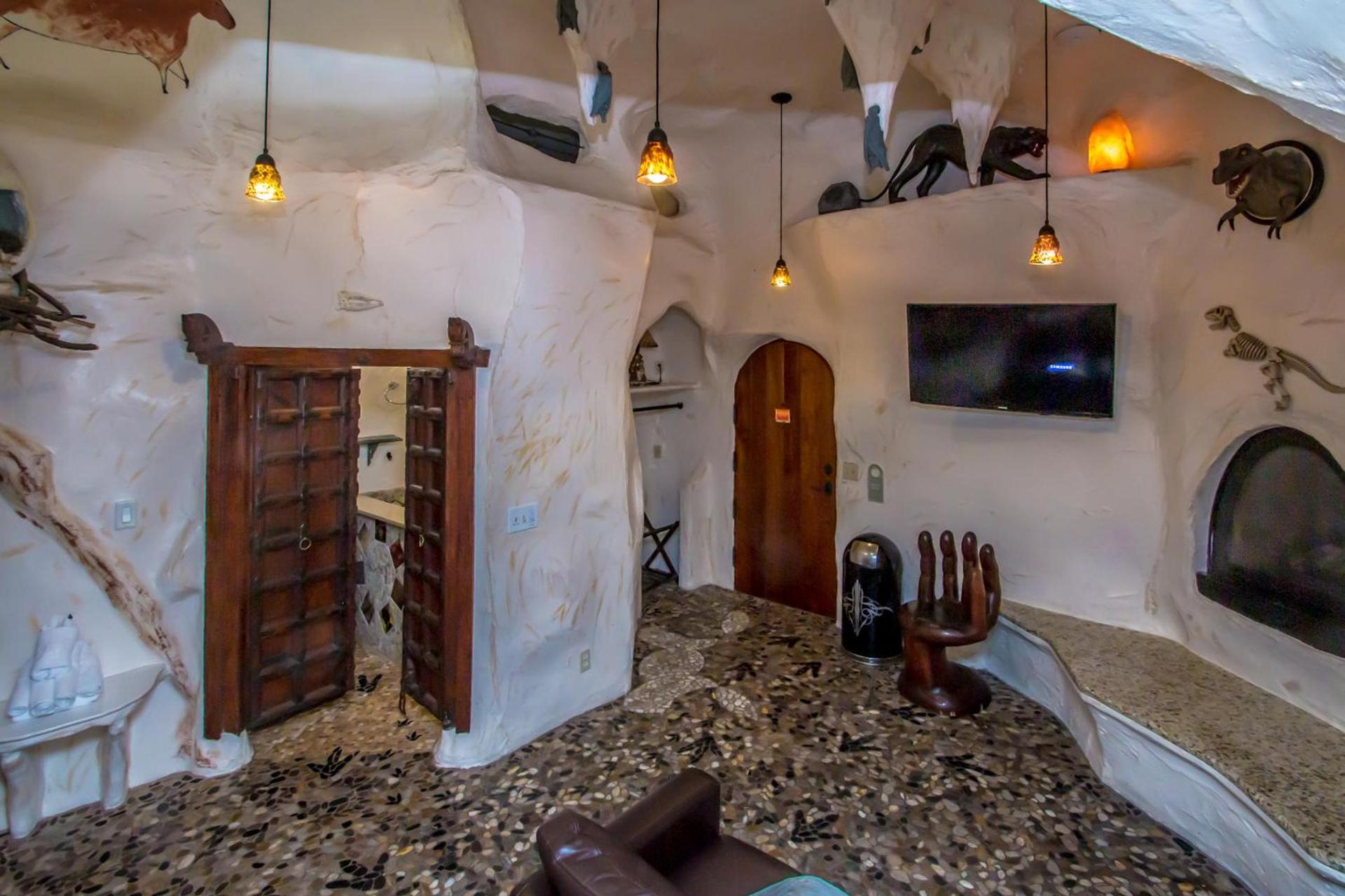Adventure Suites photo 43