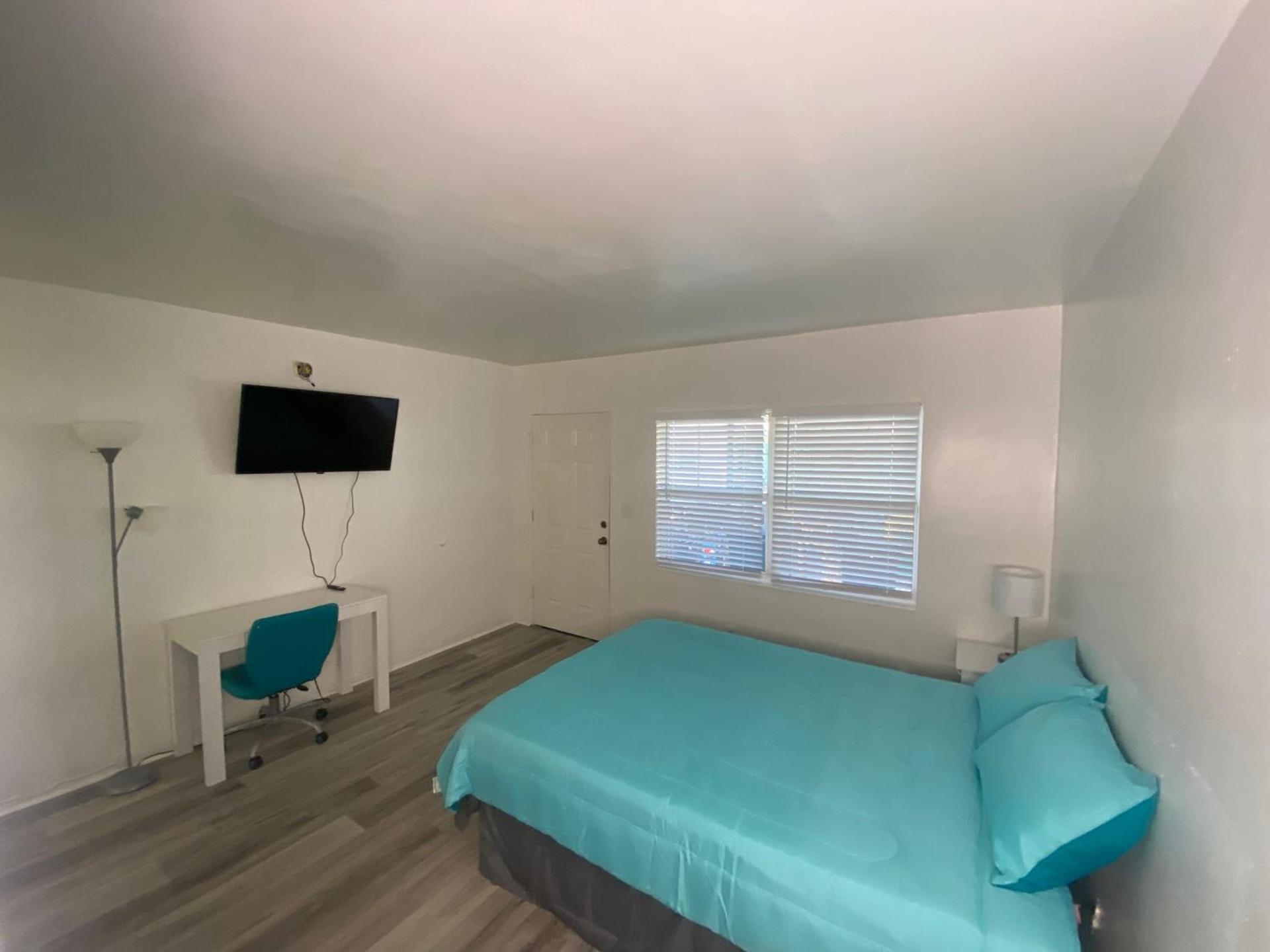 Uptown Inn & Suites photo 27