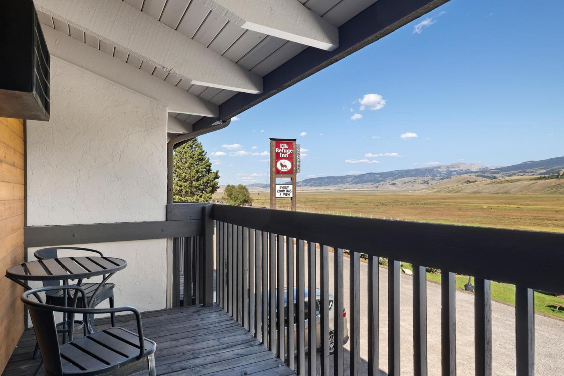 Elk Refuge Inn photo 66
