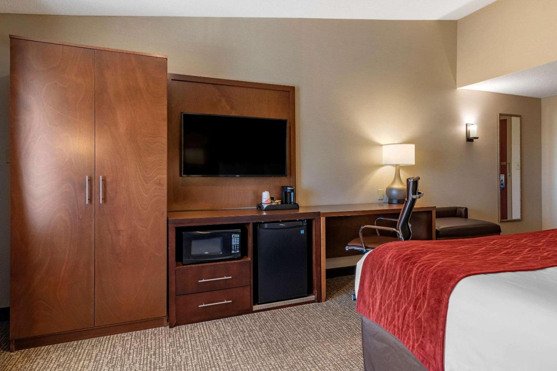 Comfort Inn Albany-South, Glenmont photo 14