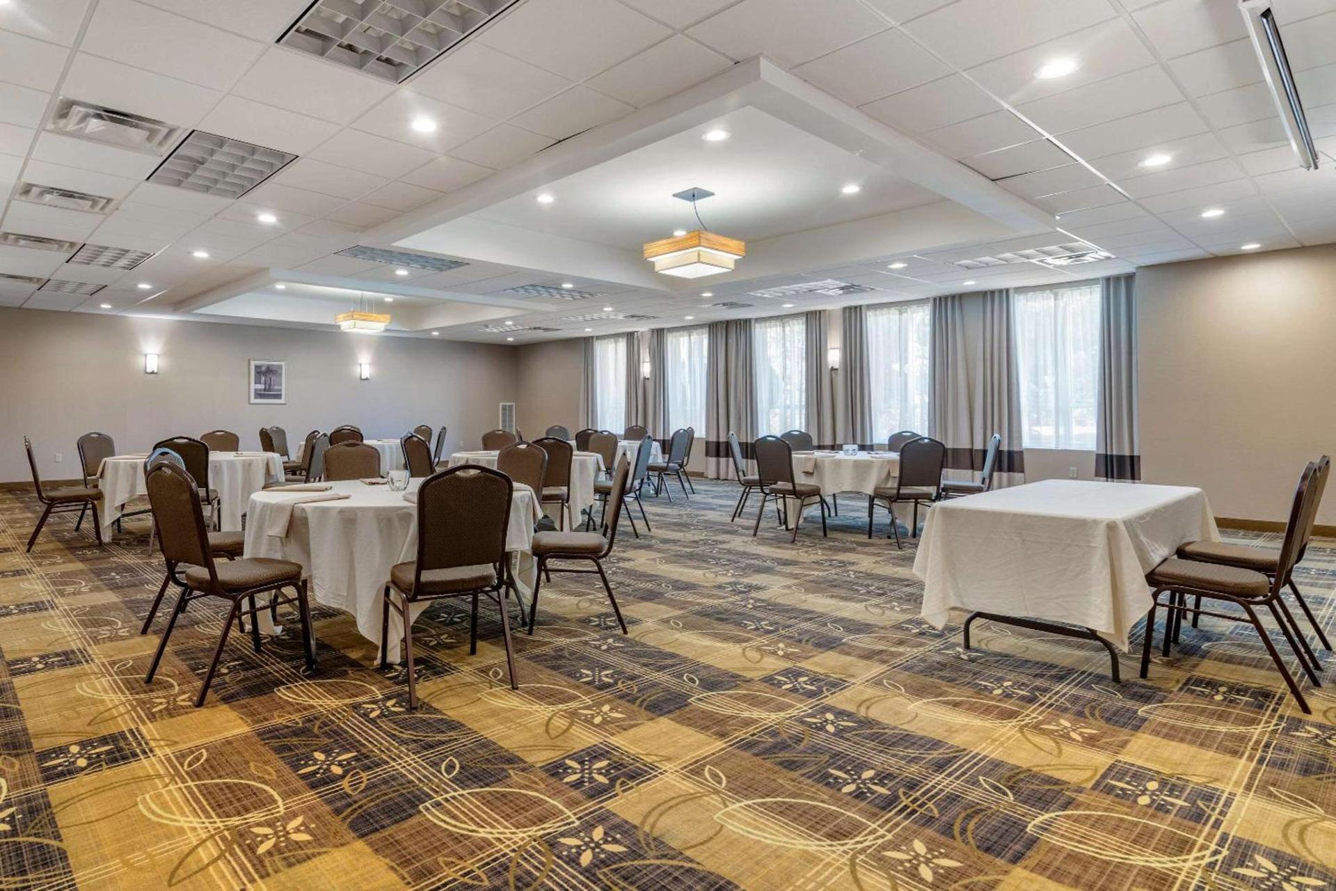 Comfort Inn Albany-South, Glenmont photo 25