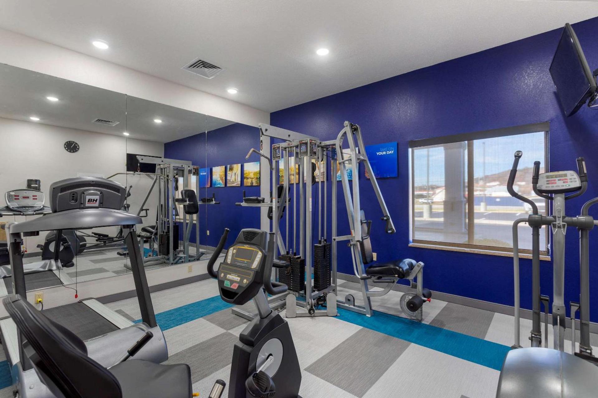 Comfort Inn & Suites Cave City photo 17