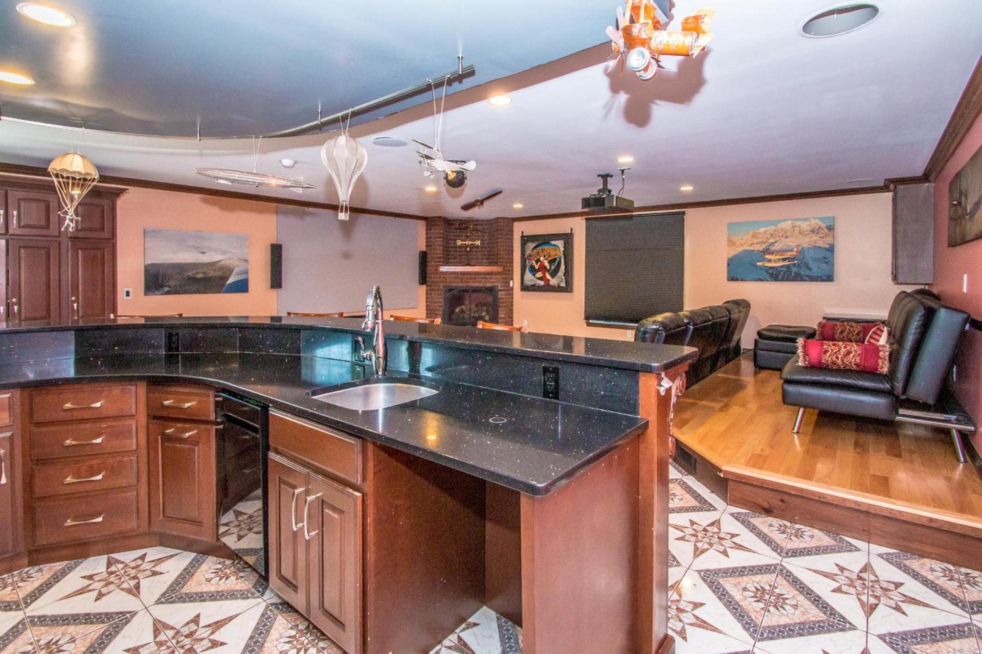 Adventure Suites photo 75