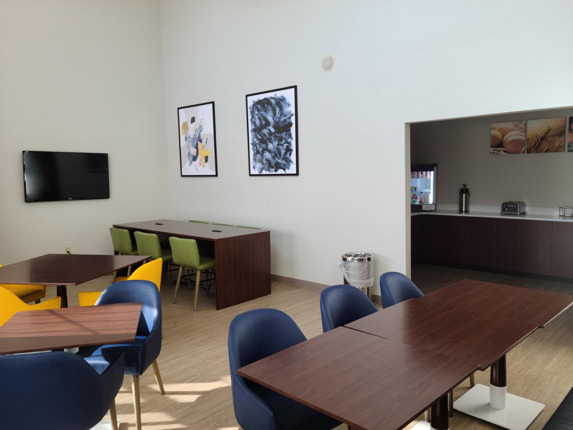 Comfort Inn & Suites Shelbyville photo 45
