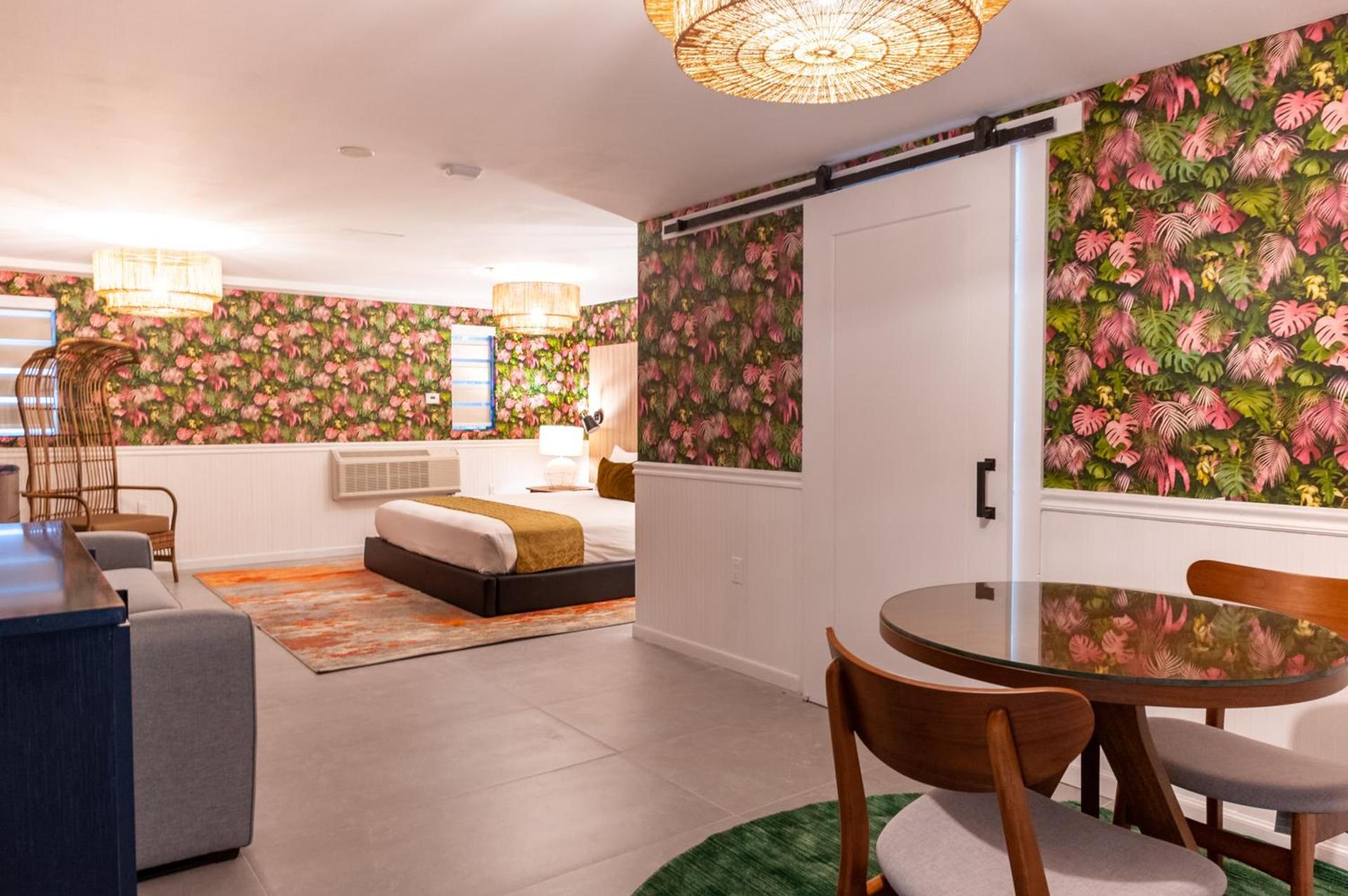 Whitelaw Hotel photo 60
