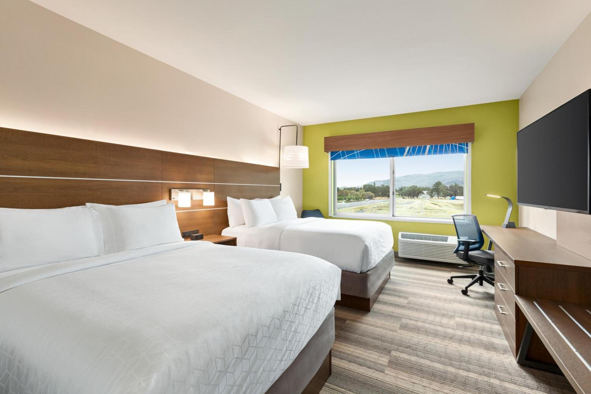 Holiday Inn Express & Suites - Ukiah by IHG photo 31