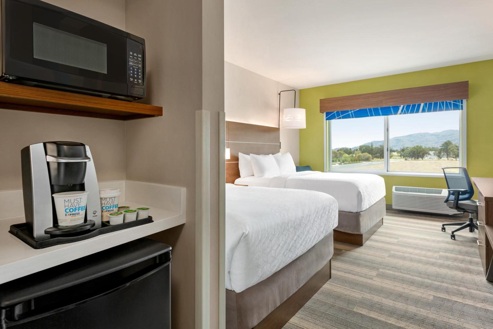 Holiday Inn Express & Suites - Ukiah by IHG photo 29