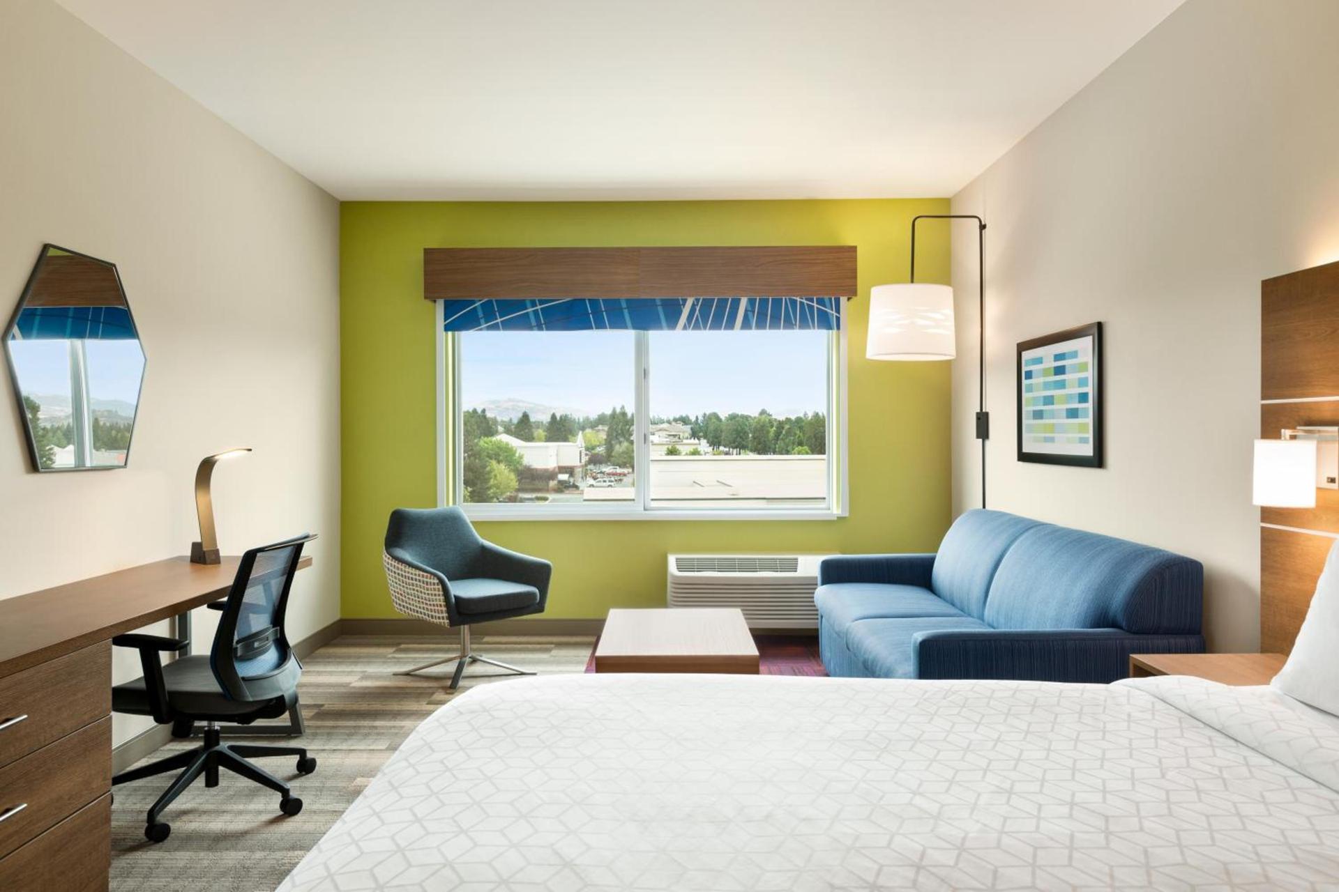 Holiday Inn Express & Suites - Ukiah by IHG photo 28