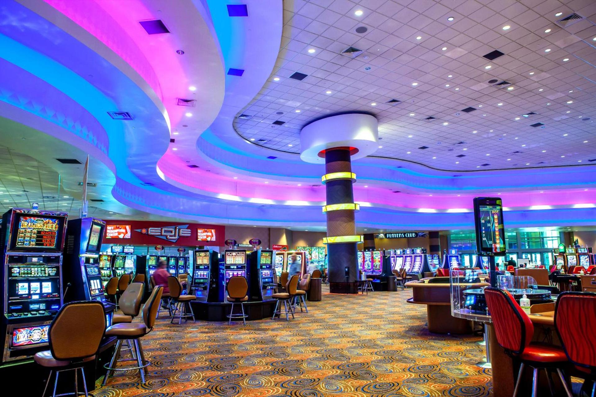 Bally's Quad Cities Casino & Hotel photo 10