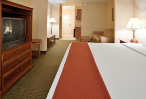 Holiday Inn Express Hotel & Suites Drums-Hazelton by IHG photo 42