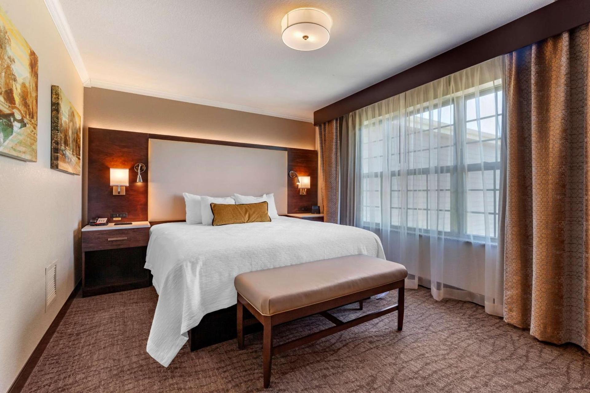 Best Western Premier Bridgewood Hotel Resort photo 21