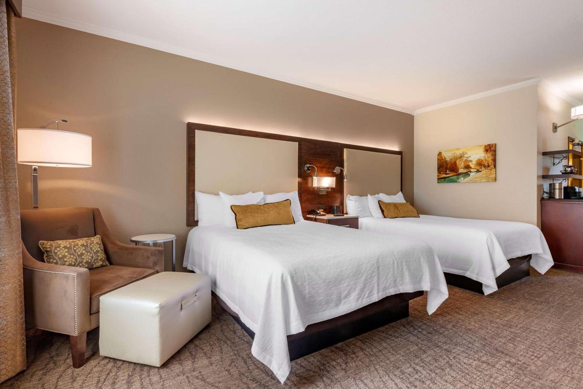 Best Western Premier Bridgewood Hotel Resort photo 22