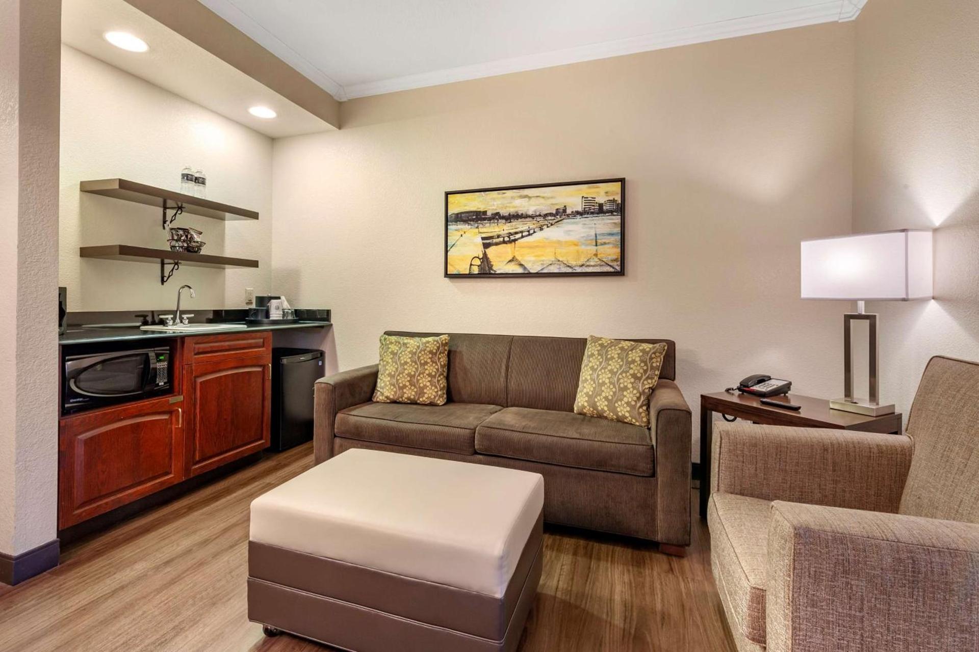Best Western Premier Bridgewood Hotel Resort photo 26