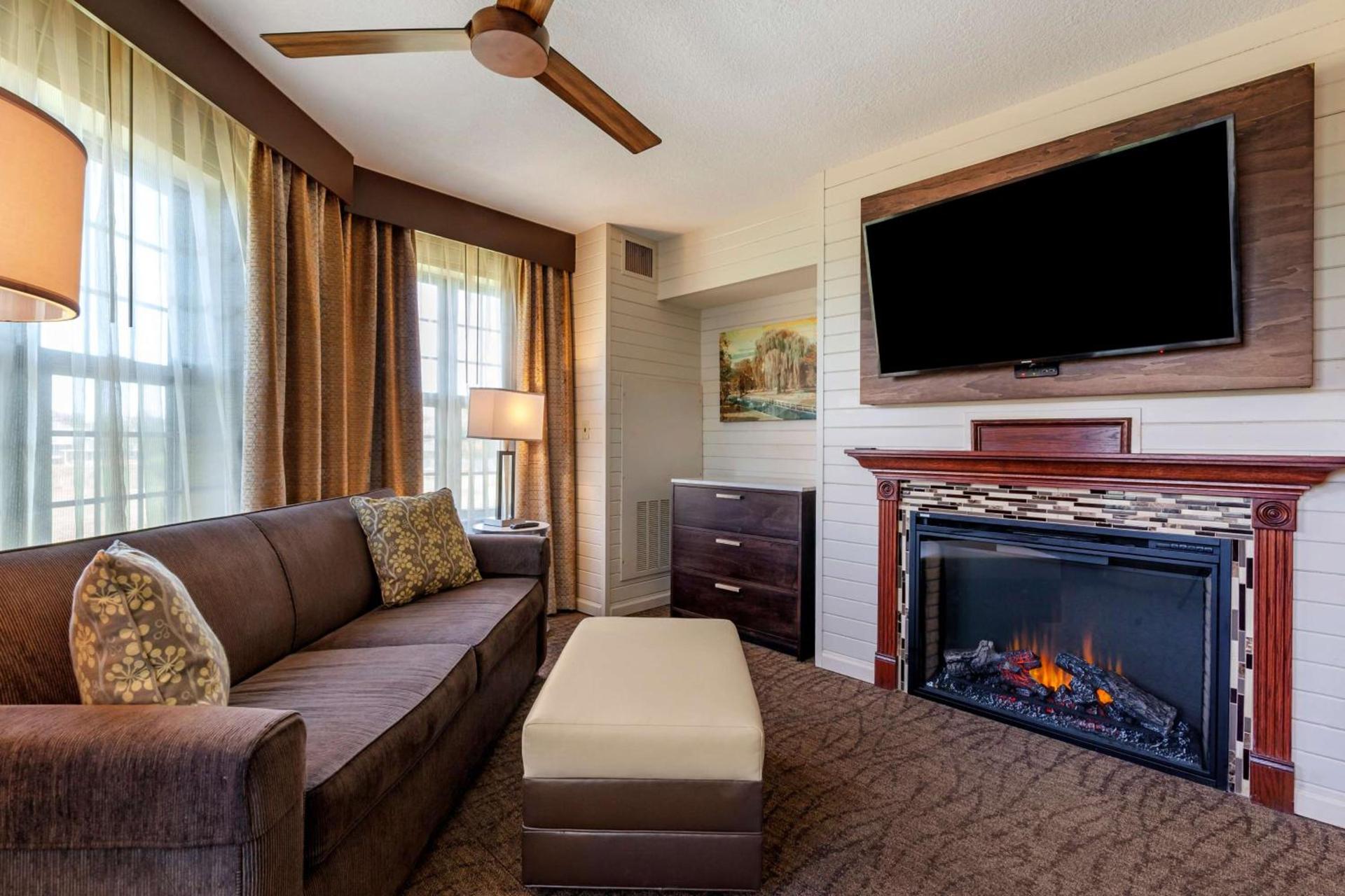 Best Western Premier Bridgewood Hotel Resort photo 32