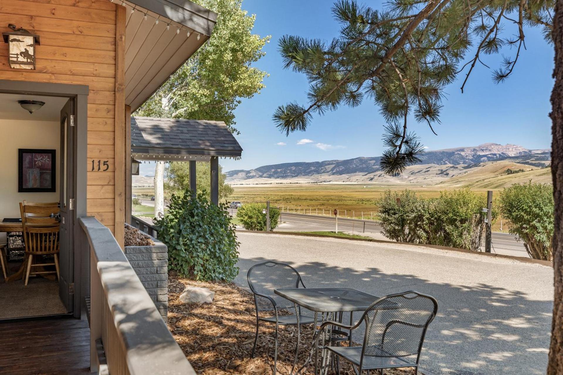 Elk Refuge Inn photo 45
