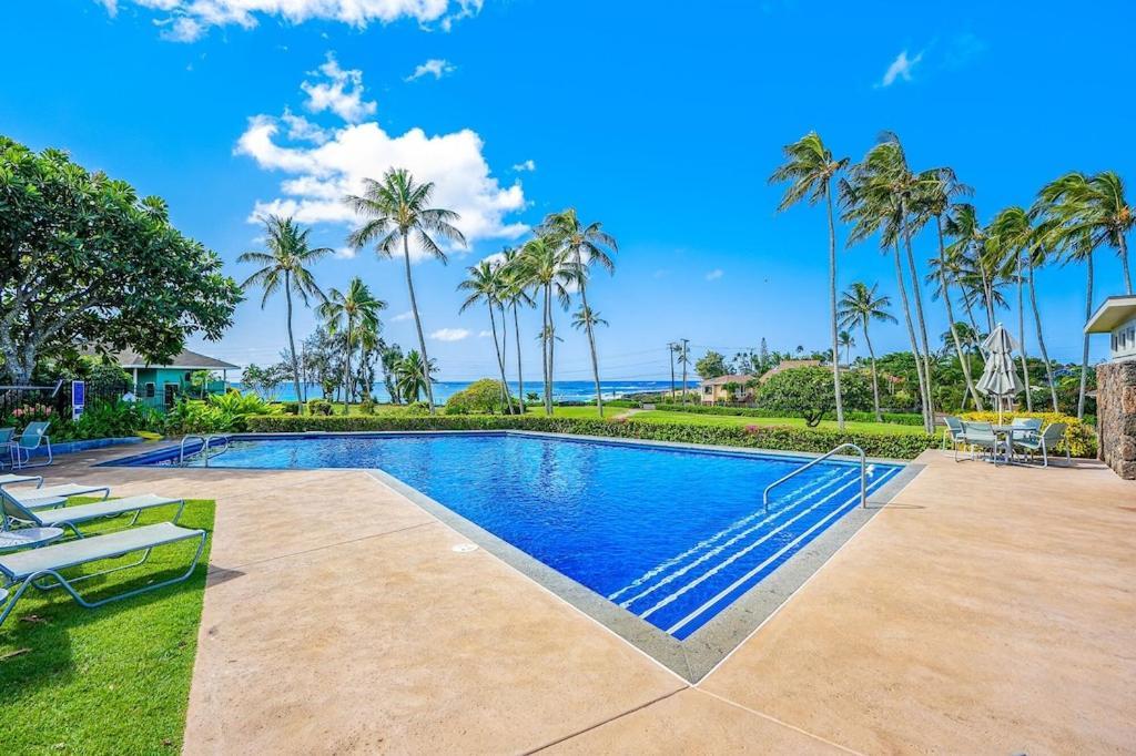 Honu He'e Nalu - The Surfing Turtle - Ocean & Beachfront! Stunning Views! photo 24