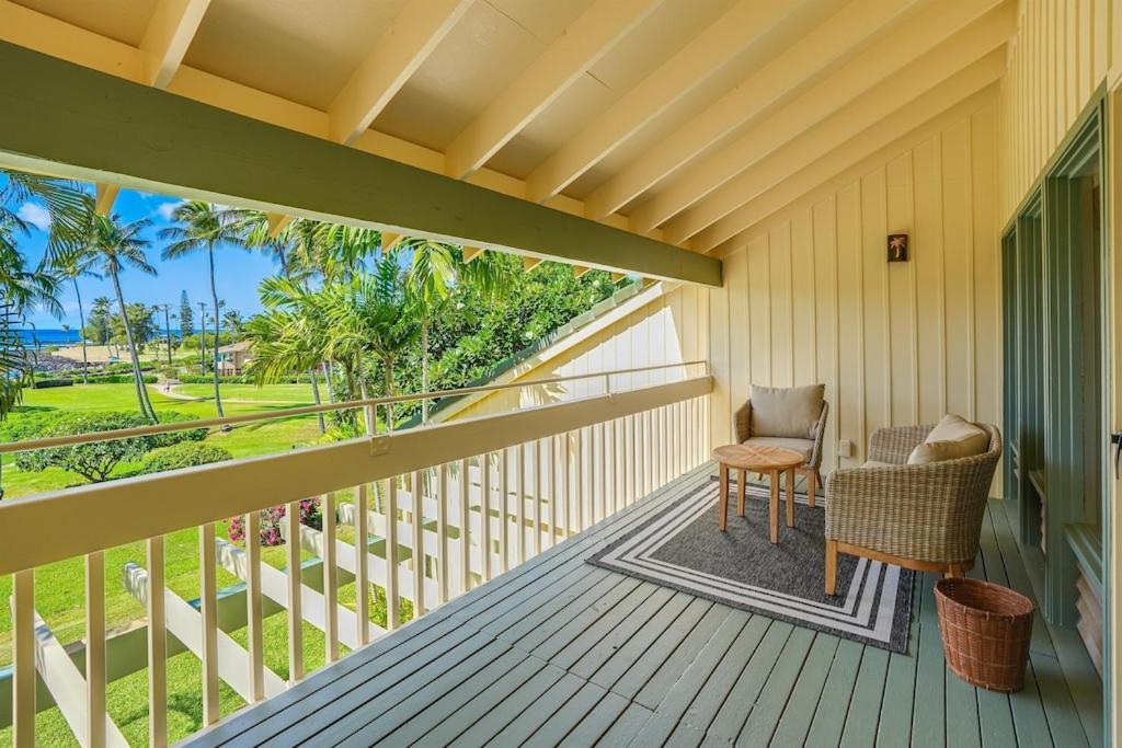 Honu He'e Nalu - The Surfing Turtle - Ocean & Beachfront! Stunning Views! photo 28