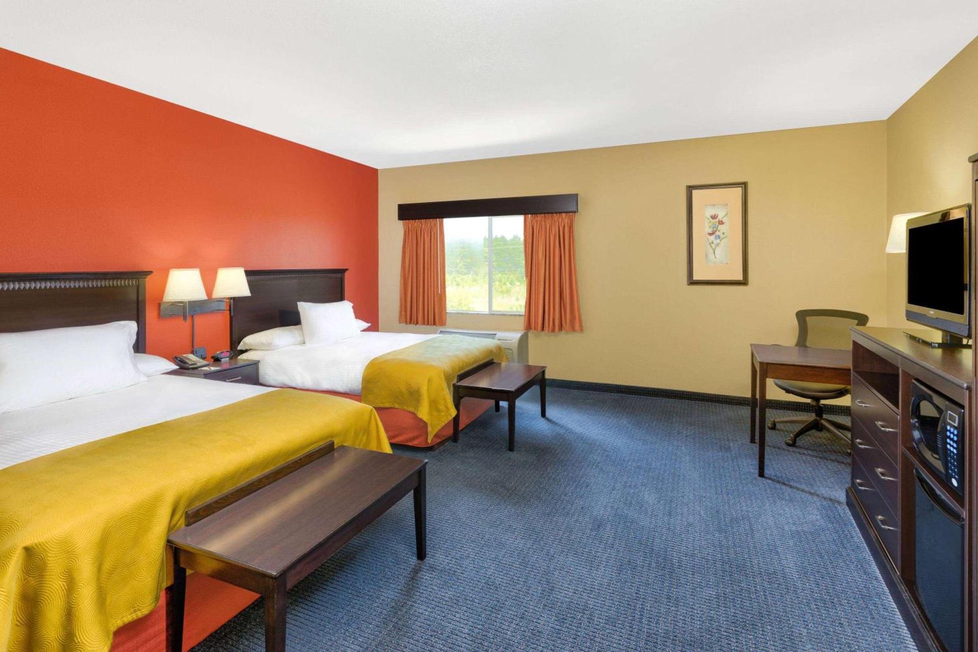 AmericInn by Wyndham Vidalia photo 9