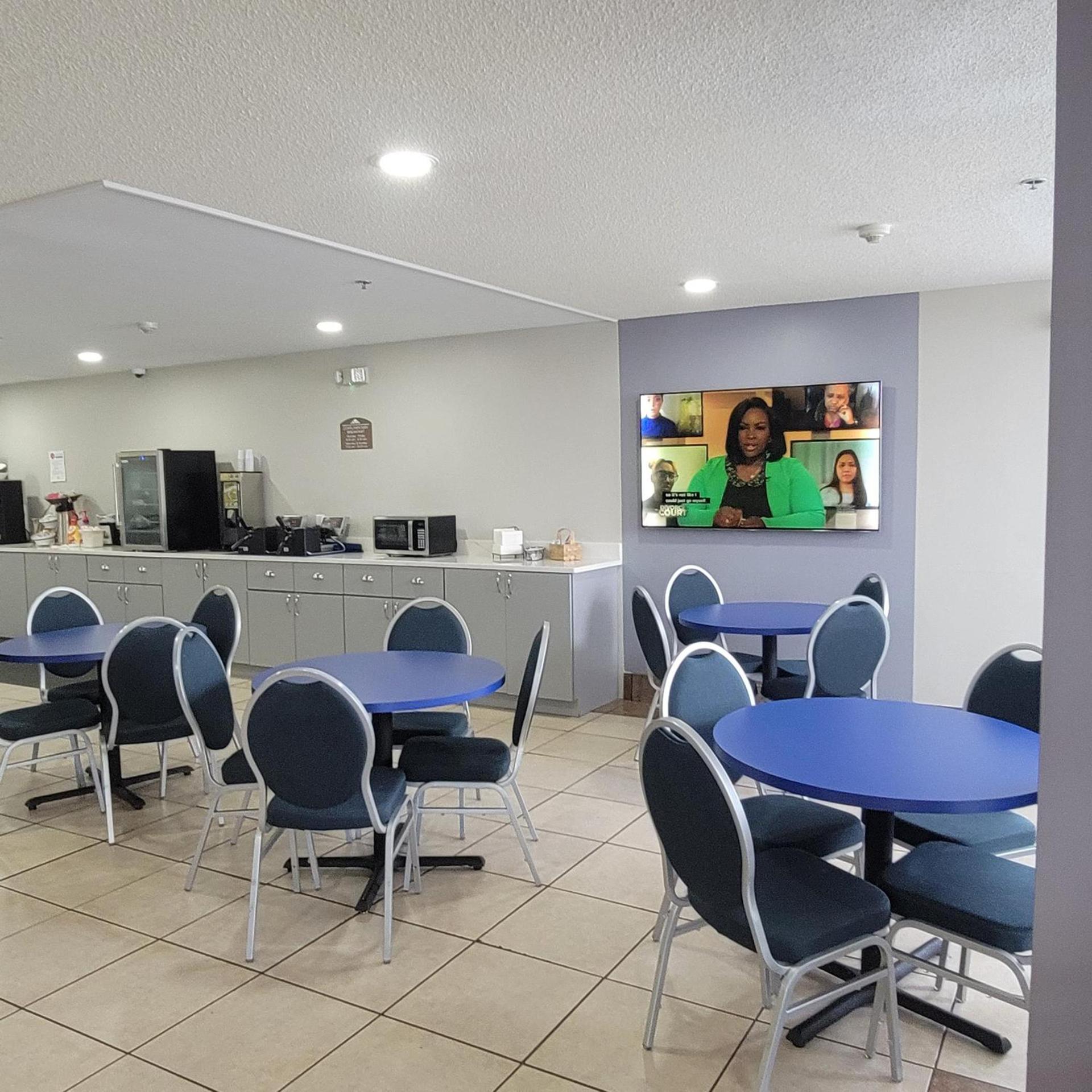 Microtel Inn & Suites by Wyndham Gardendale - Birmingham North photo 33