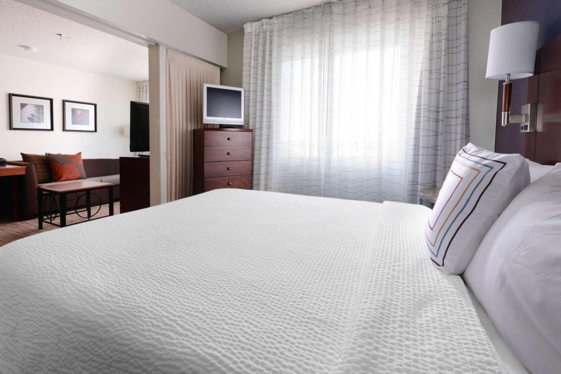 Sonesta ES Suites Dallas Central Expressway photo 4