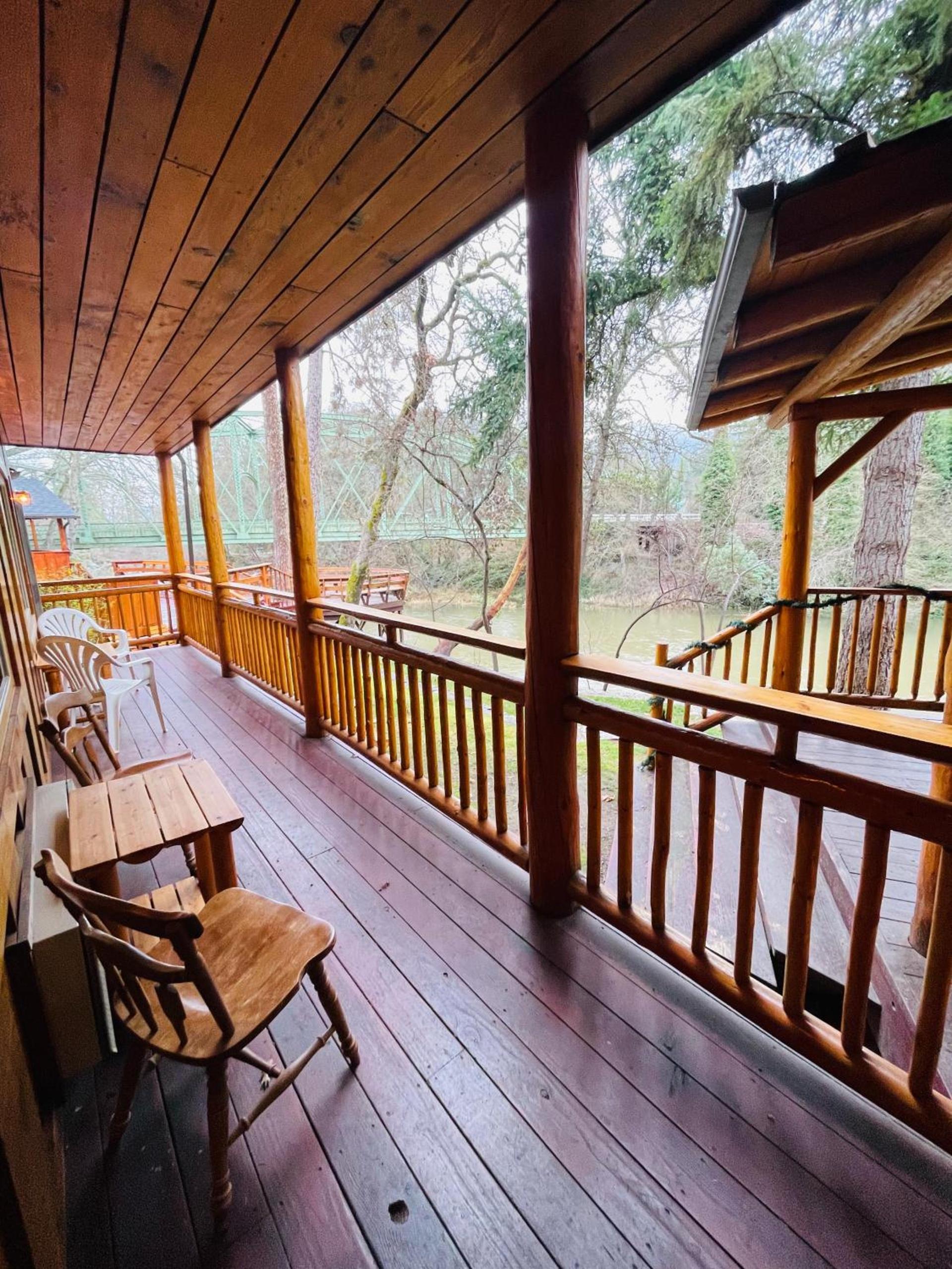 The Lindsay Lodge photo 17