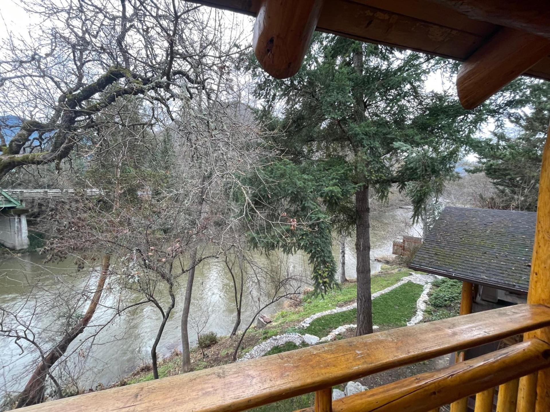 The Lindsay Lodge photo 30