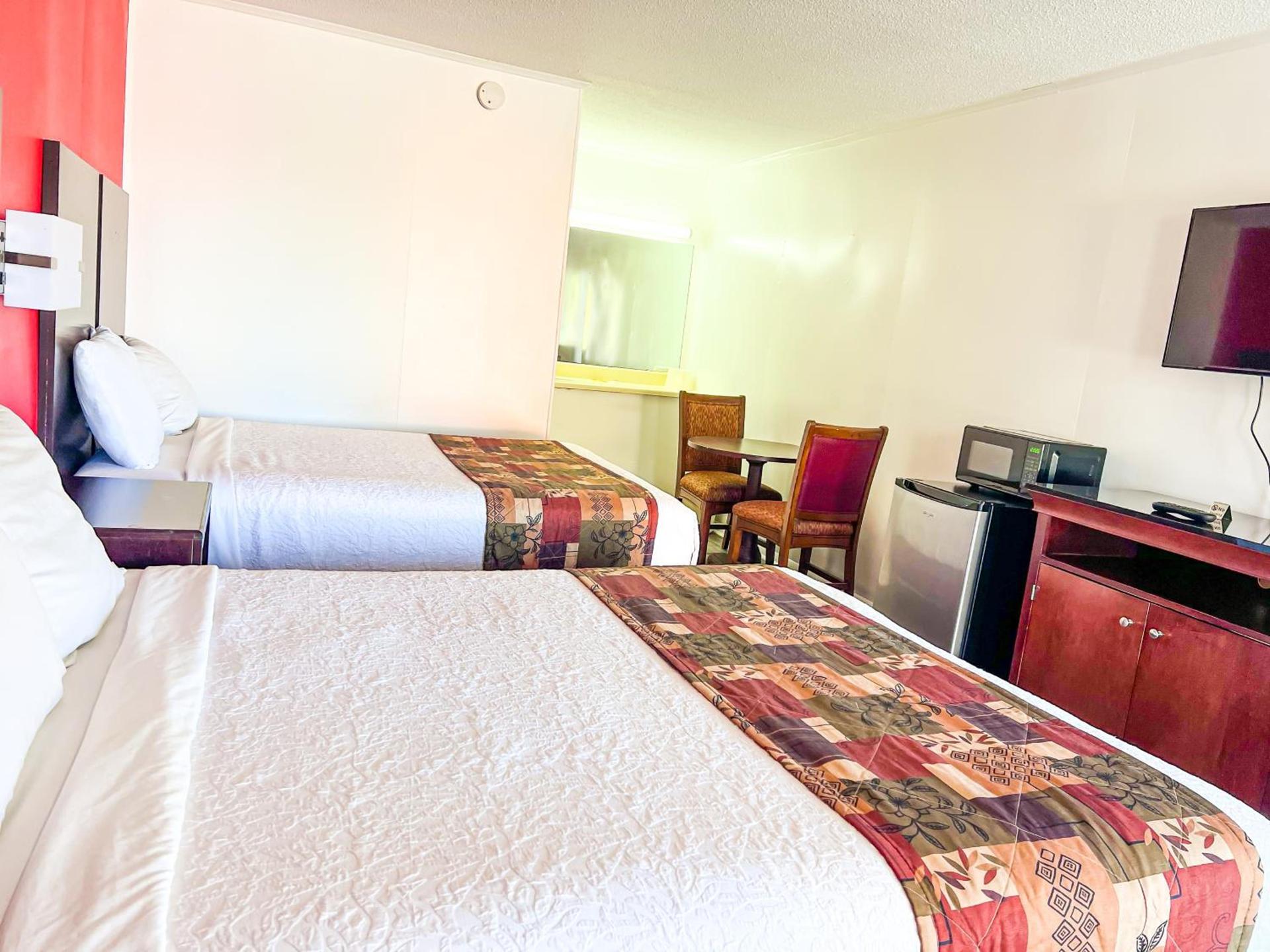 Smith Motel photo 22
