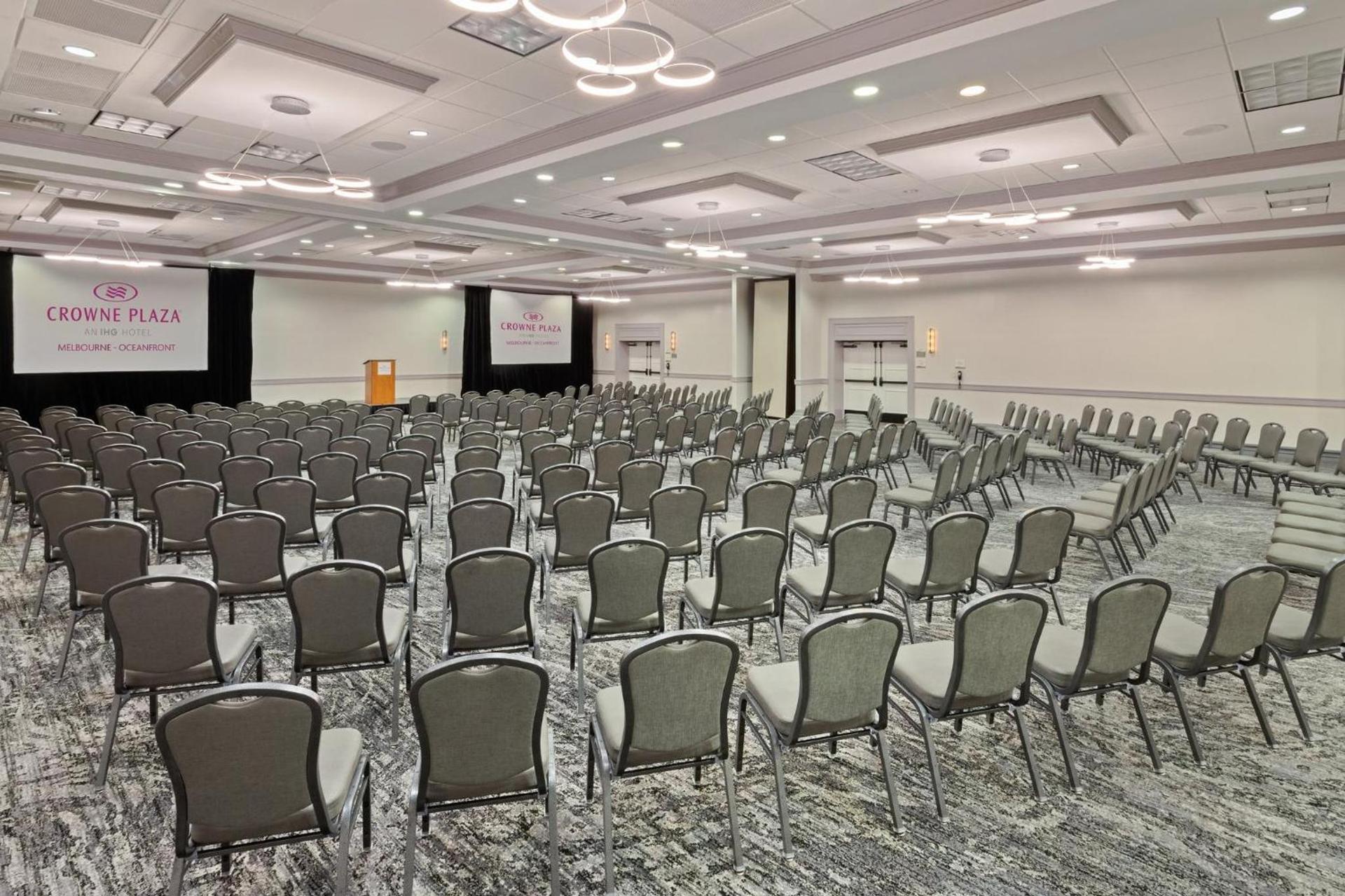Crowne Plaza Melbourne-Oceanfront by IHG photo 59