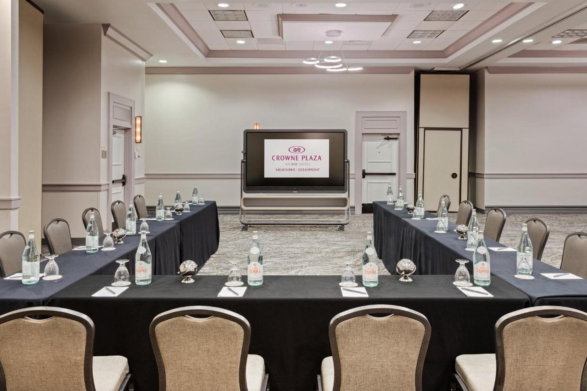 Crowne Plaza Melbourne-Oceanfront by IHG photo 74