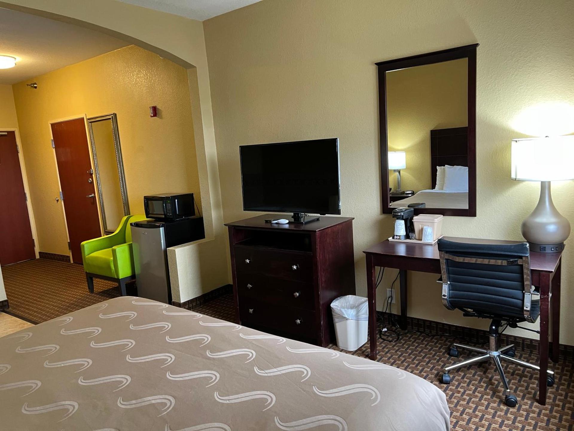 Quality Inn Des Moines North photo 36