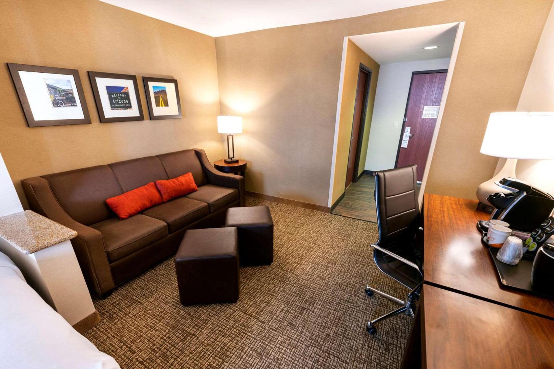 Comfort Suites Goodyear-West Phoenix photo 45