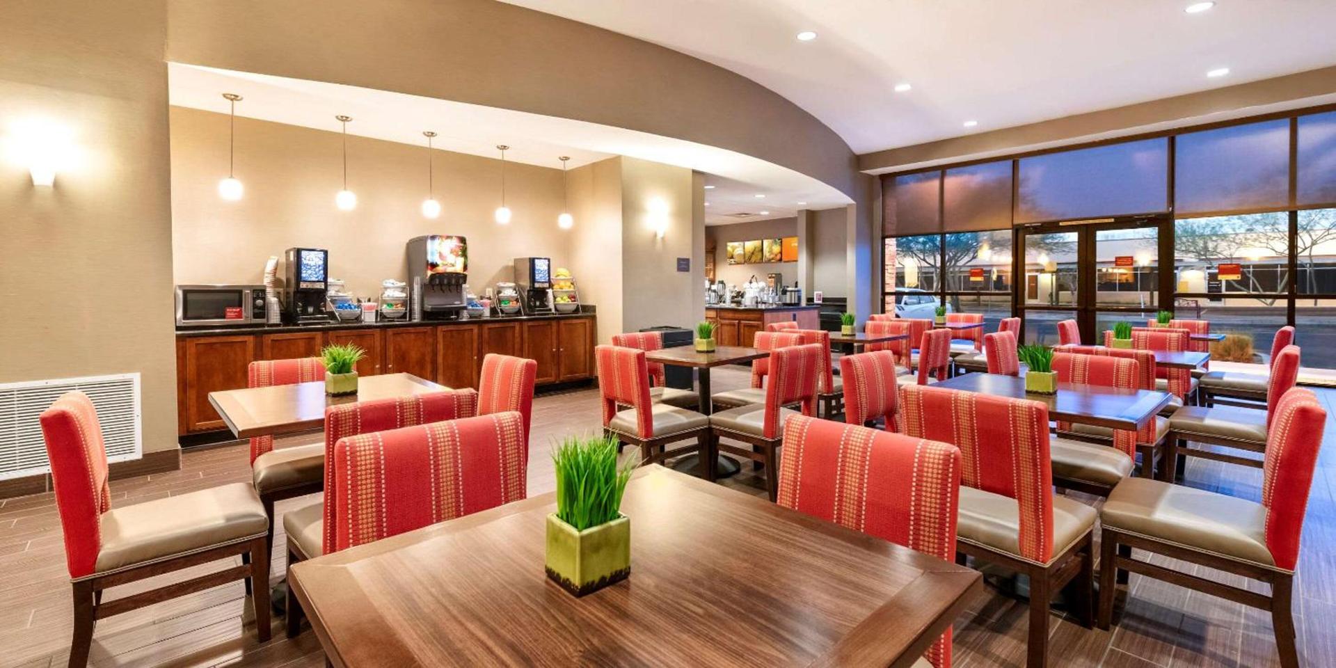 Comfort Suites Goodyear-West Phoenix photo 60