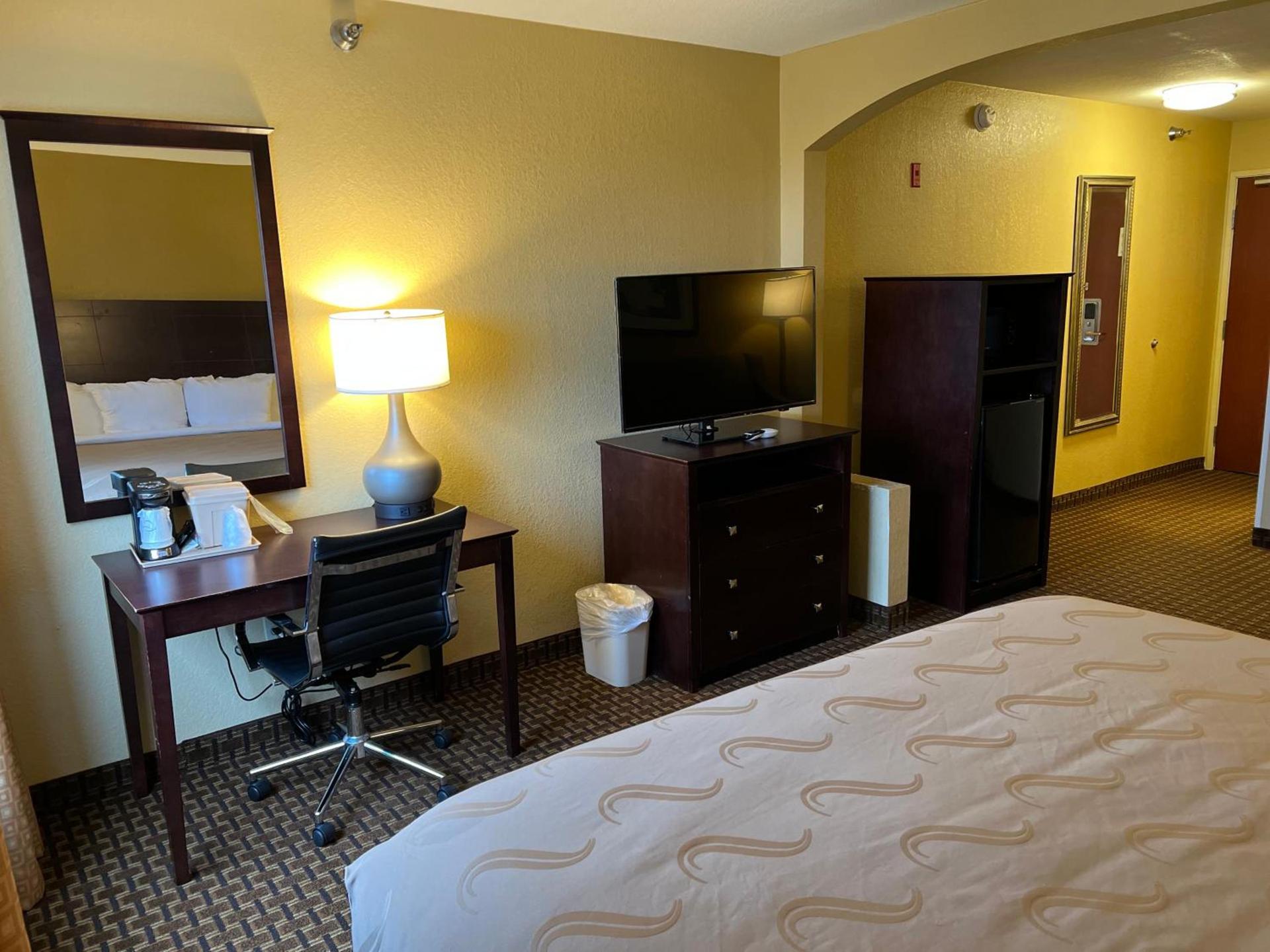 Quality Inn Des Moines North photo 38