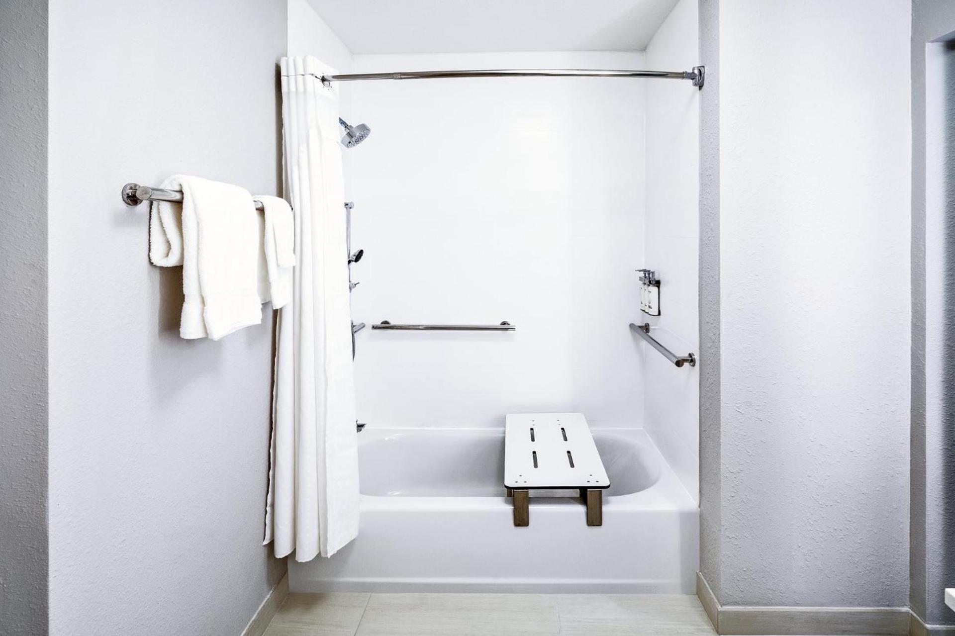 Holiday Inn Express & Suites - Houston - Downtown North by IHG photo 46