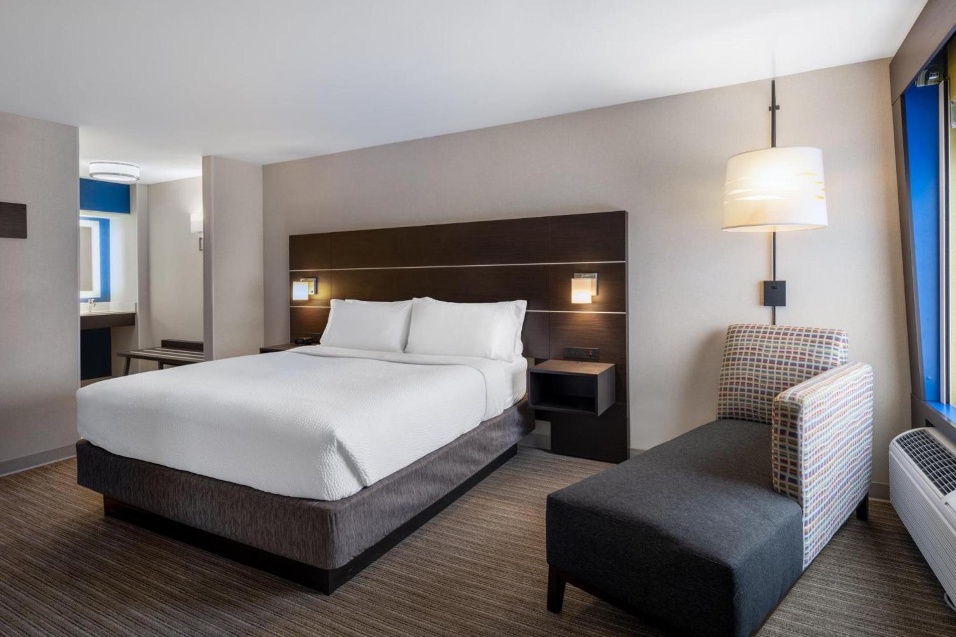 Holiday Inn Express Corydon by IHG photo 36