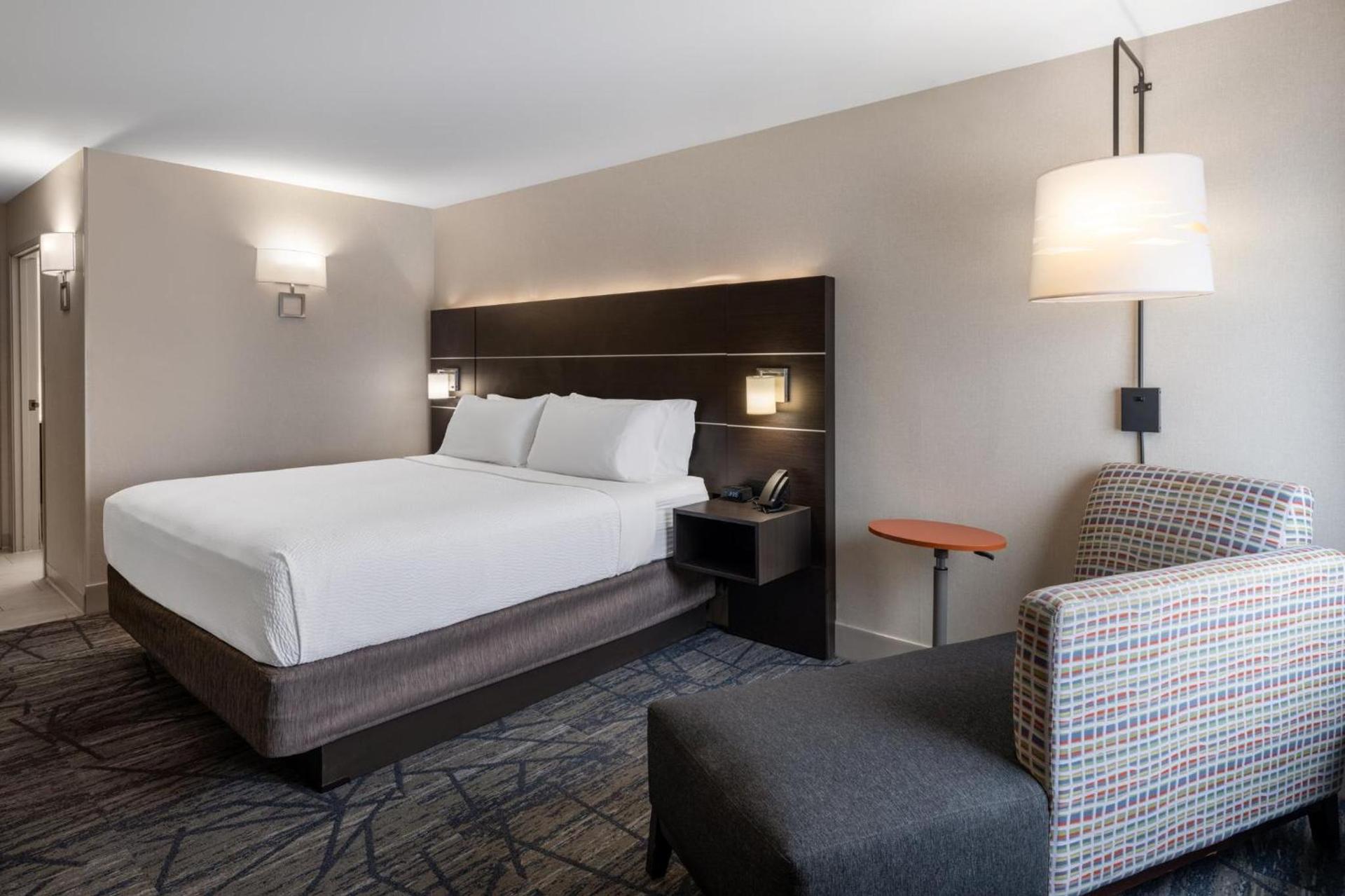 Holiday Inn Express Corydon by IHG photo 39