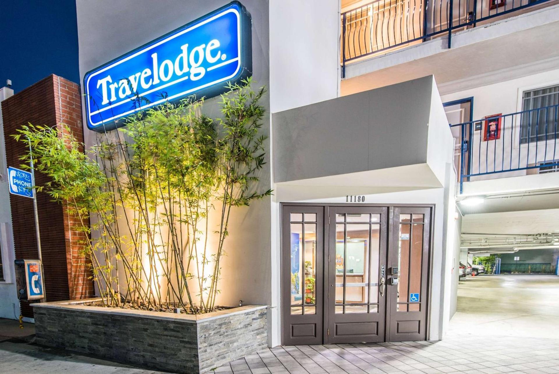 Travelodge by Wyndham Culver City photo 8