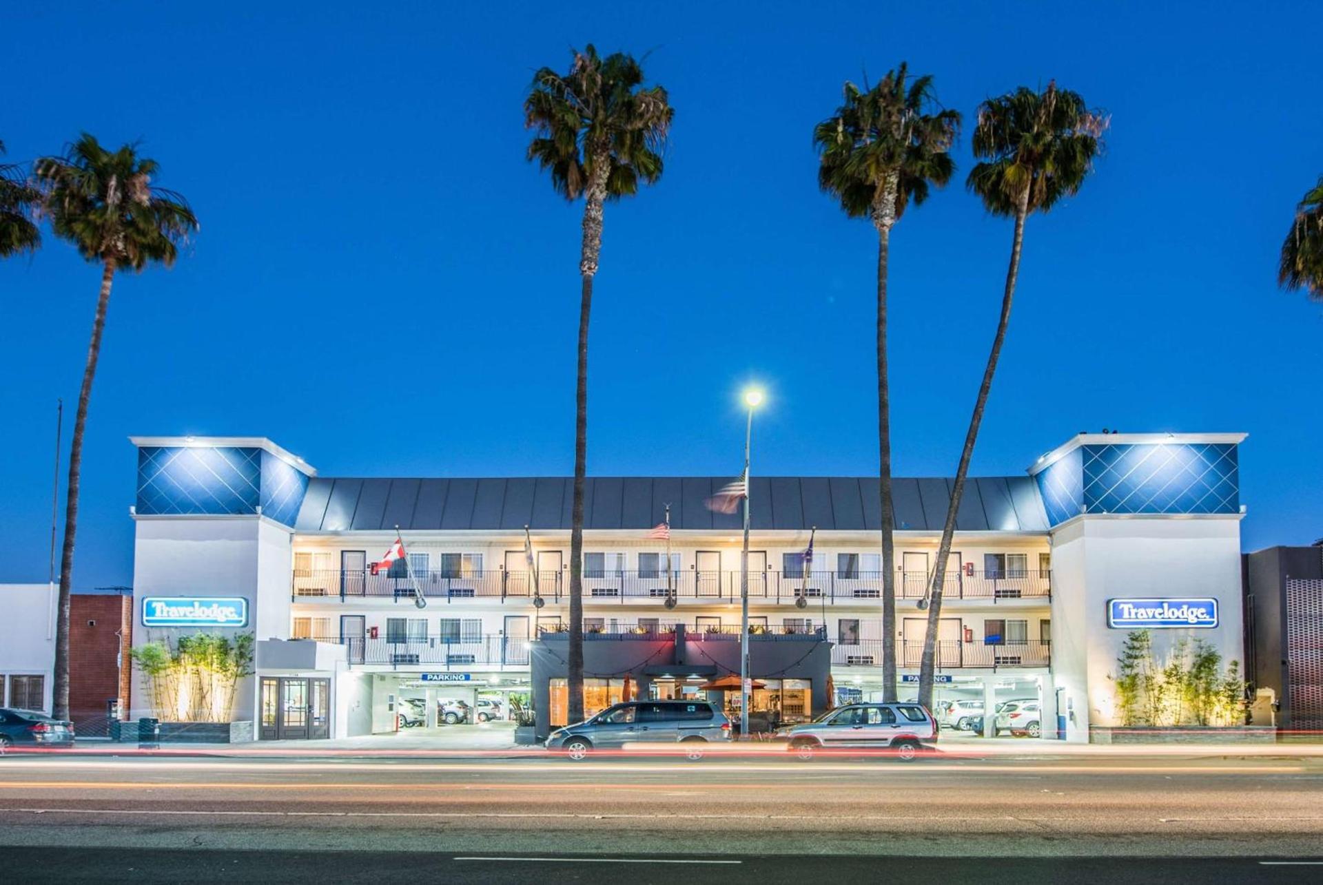 Travelodge by Wyndham Culver City photo 9