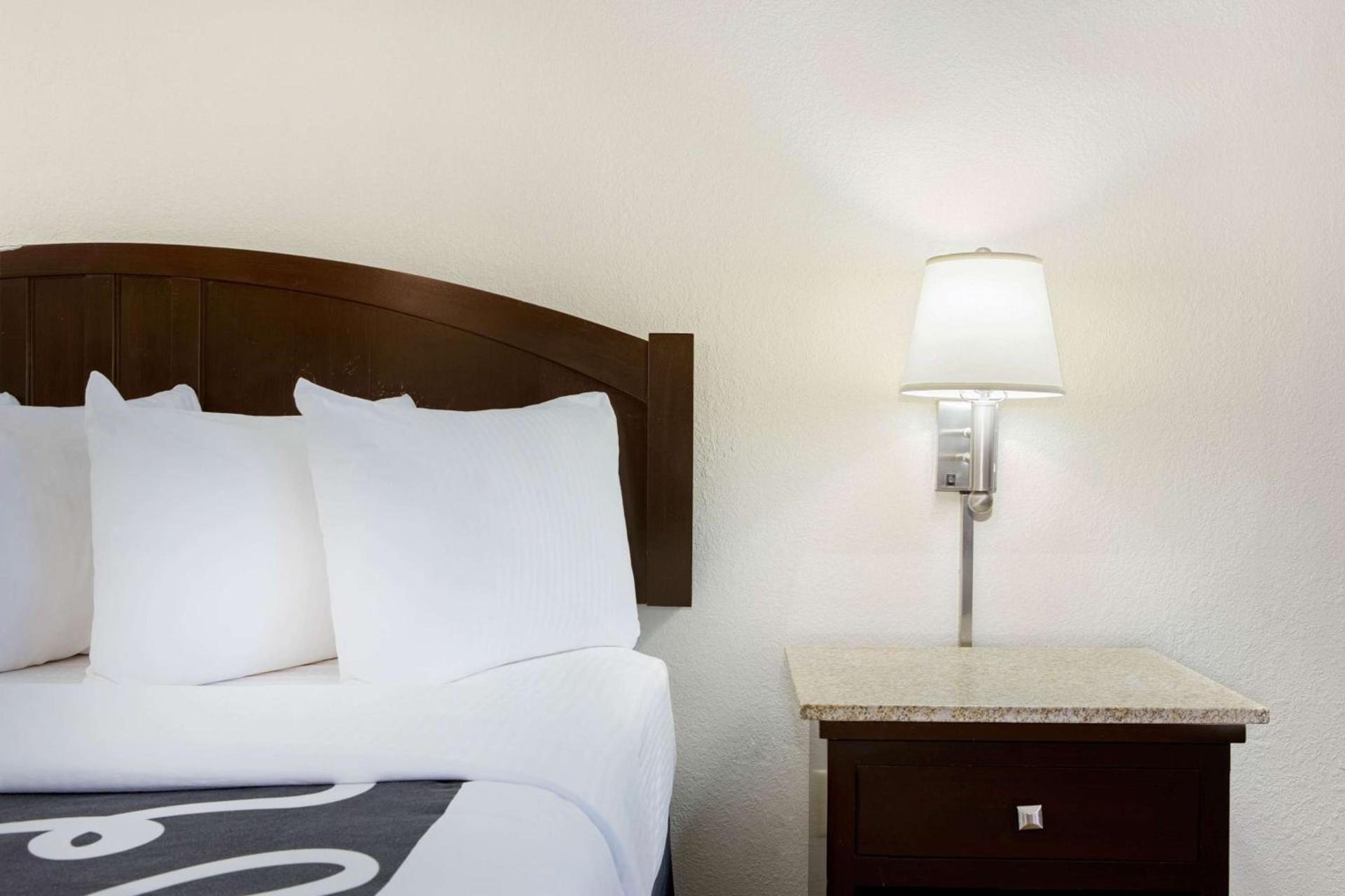 La Quinta by Wyndham Springfield South photo 15