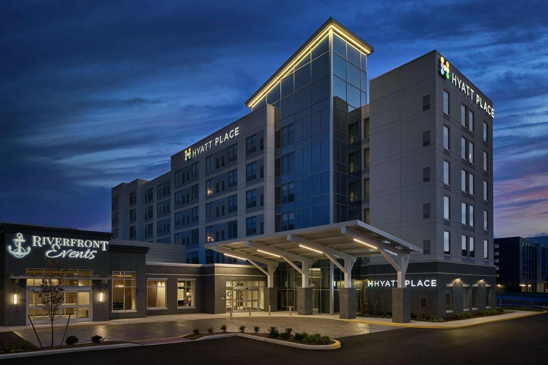 Hyatt Place Wilmington Riverfront photo 21