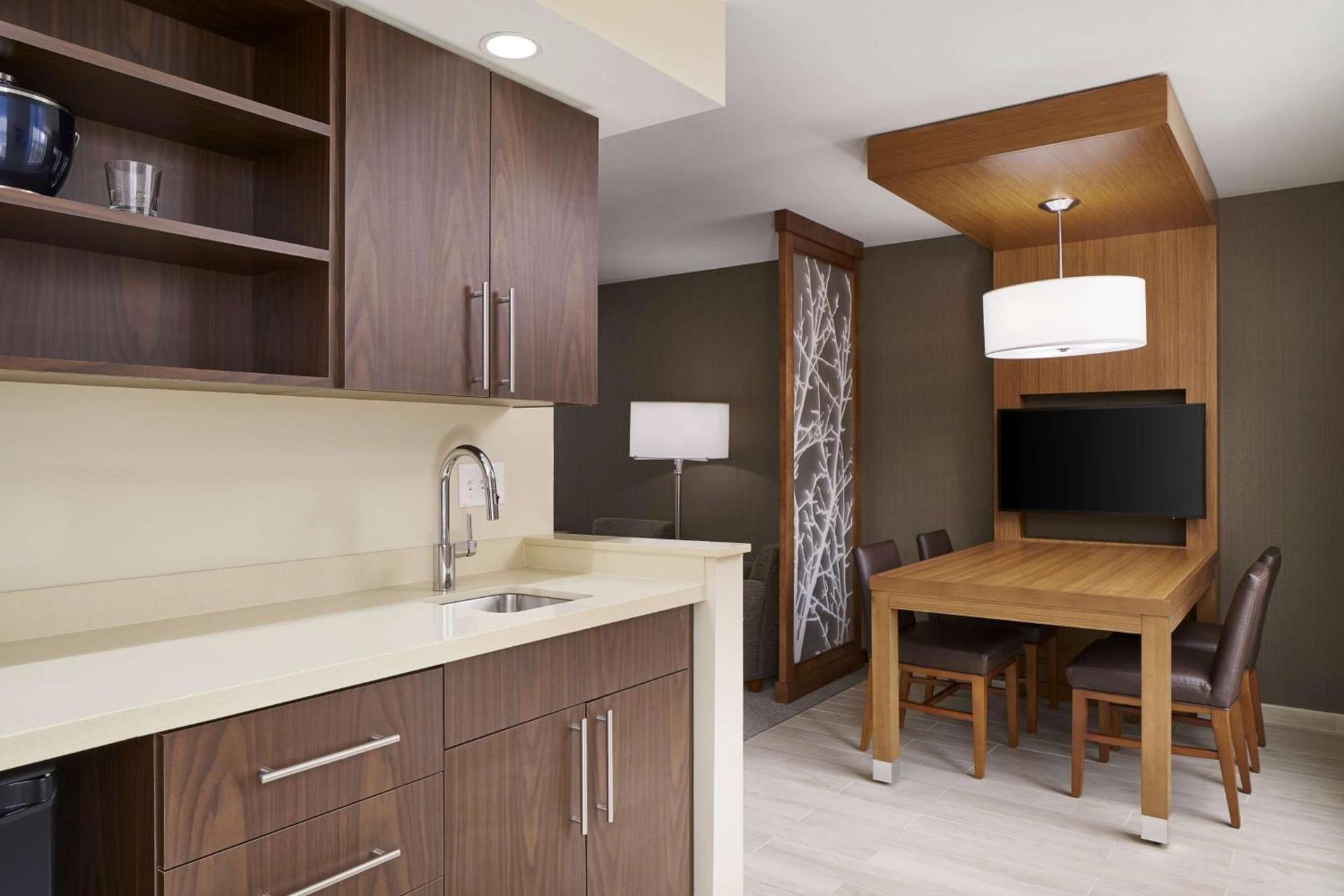 Hyatt Place Wilmington Riverfront photo 22