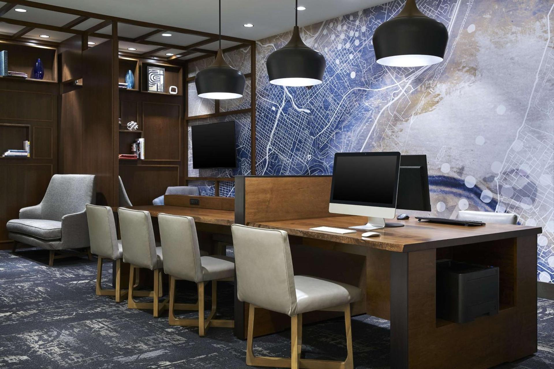 Hyatt Place Wilmington Riverfront photo 4